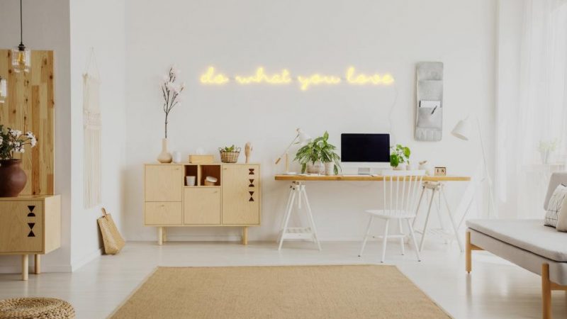 Top 10 Neon Signs For Your Home: Follow the Trend